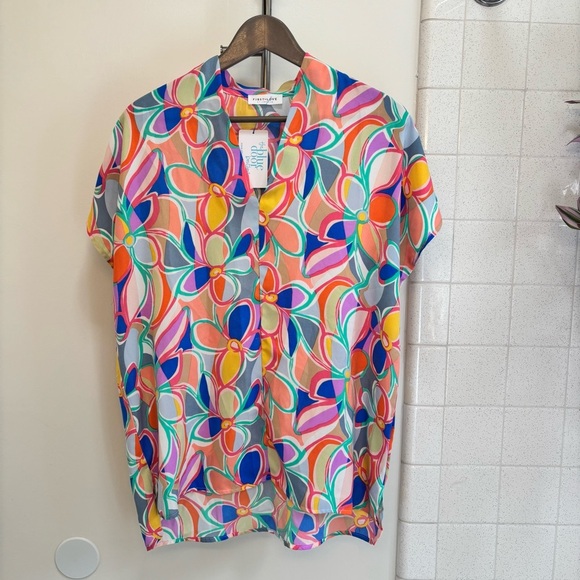 First Love by Lovelyn Tops - Boutique First Love Floral Blouse Oversized Size Small Artsy Statement Soft